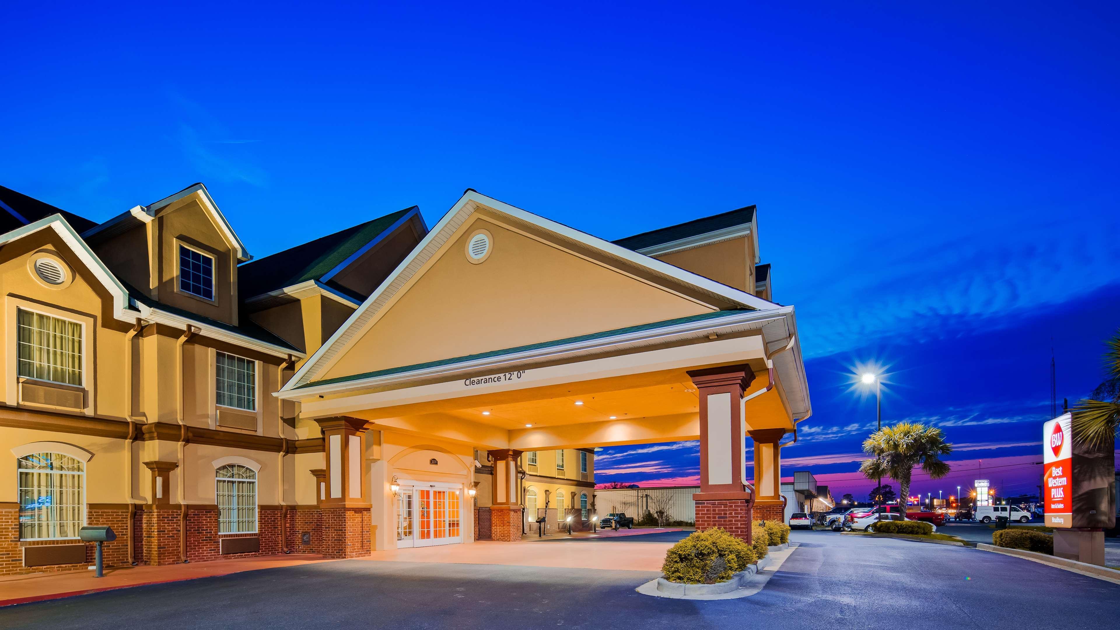 Best Western Plus Bradbury Inn And Suites Waycross Exterior foto
